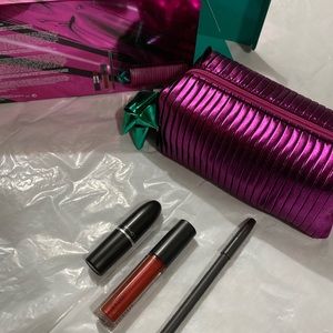 NWT MAC Shiny Pretty Things Goody Bag And Contents